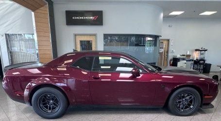 Octane Red Pearlcoat 2023 Dodge Challenger Coupe Rear-Wheel Drive 8-Speed Automatic