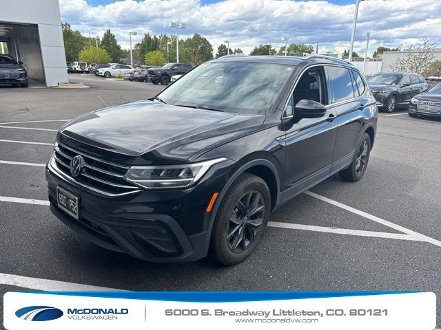 Deep Black Pearl 2024 Volkswagen Tiguan SUV / Crossover All-Wheel Drive 8-Speed Automatic