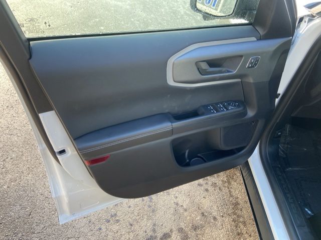 2025 Ford Bronco Sport Outer Banks - 9