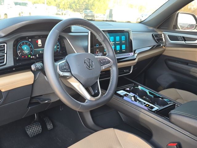 2024 Volkswagen Atlas Cross Sport 2.0T SE w/Technology:45688B