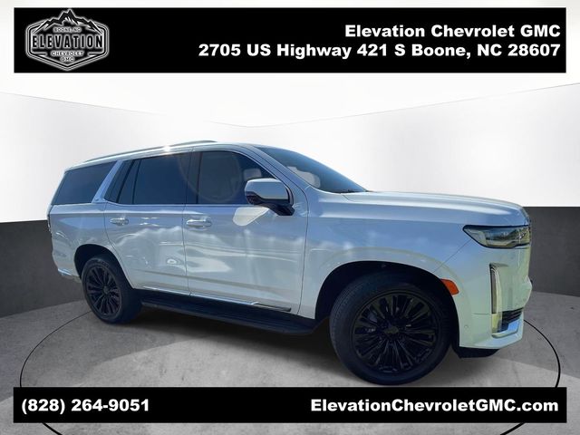Crystal White Tricoat 2021 Cadillac Escalade Premium Luxury 4WD SUV / Crossover Four-Wheel Drive