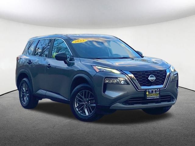 2023 Nissan Rogue S 2