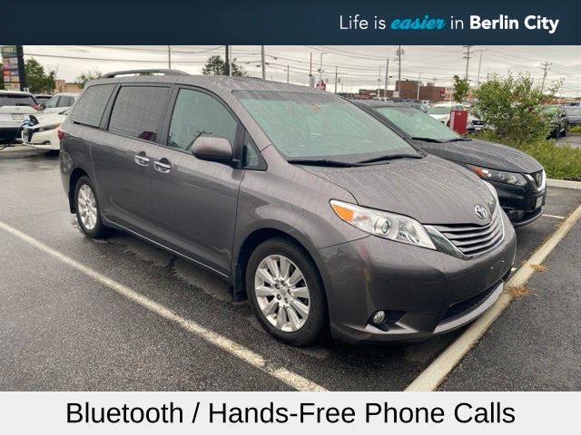 Predawn Gray Mica 2015 Toyota Sienna Minivan All-Wheel Drive 6-Speed Automatic Overdrive
