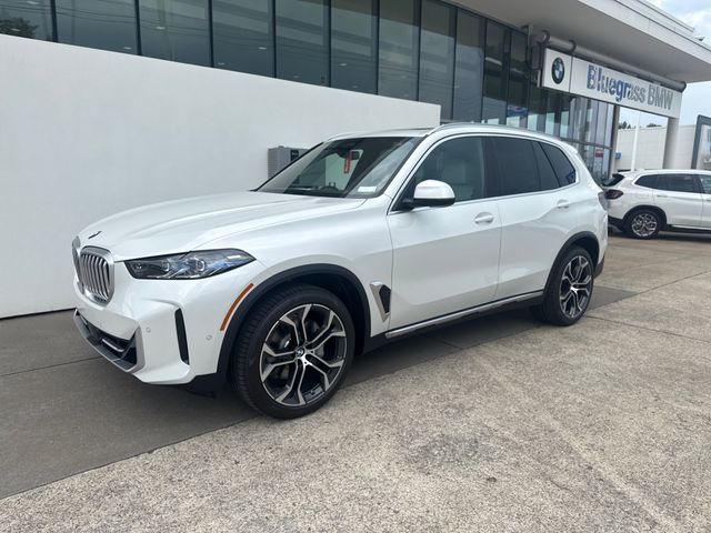 Mineral White Metallic 2026 BMW X5 SUV / Crossover All-Wheel Drive 8-Speed Automatic