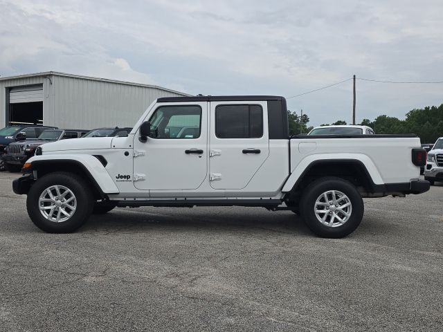 2023 Jeep Gladiator Sport S:46141A
