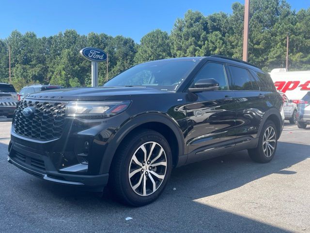 2025 Ford Explorer ST-Line AWD