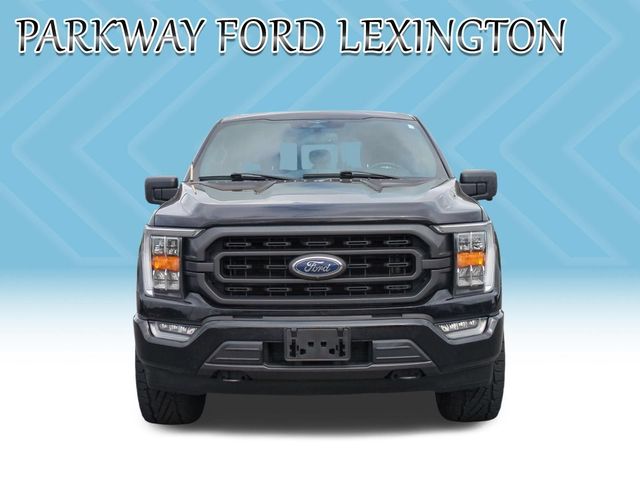 Used 2023 Agate Black Metallic Ford XLT image 8