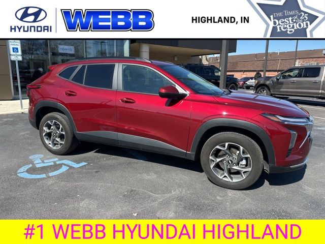 Used 2025 Red Chevrolet LT image 13