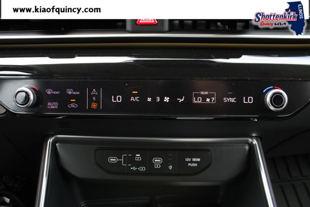 New 2026 Kia Carnival MPV Van