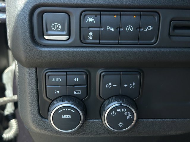 Used 2022 Blue Chevrolet LT image 29