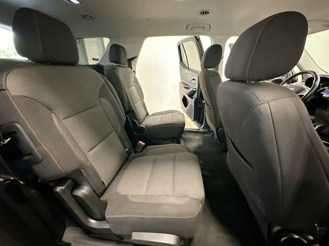2021 Chevrolet Traverse LT Red at Klick Lewis Buick Chevrolet