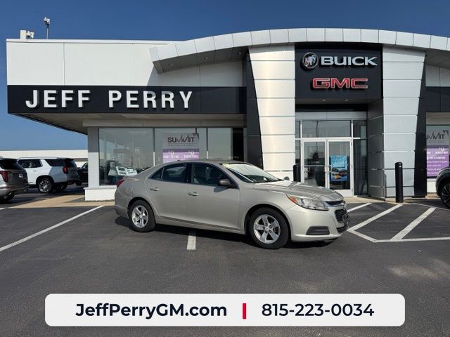 Champagne Silver Metallic 2014 Chevrolet Malibu Sedan Front-Wheel Drive 6-Speed Automatic Overdrive