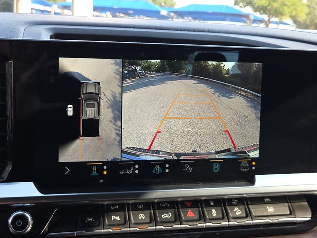 Used 2022 Silver GMC SLT image 21