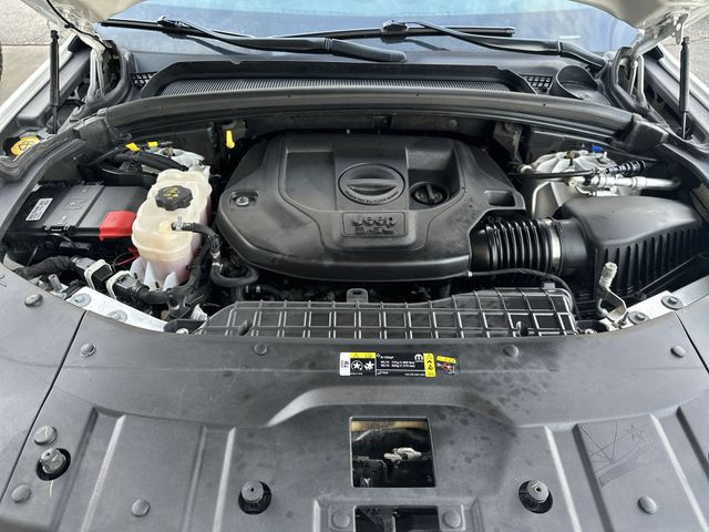 Certified Used 2023 White Jeep Overland image 20