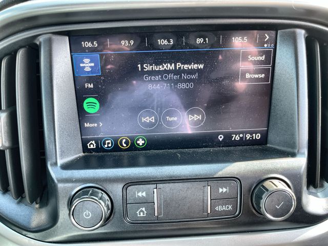 Used 2019 White Chevrolet LT image 13