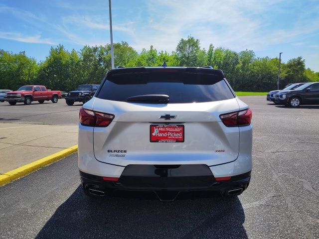Used 2022 Silver Chevrolet RS image 6