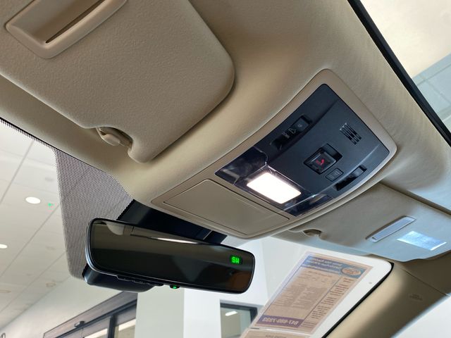 Used 2021 White Lexus 450h image 24