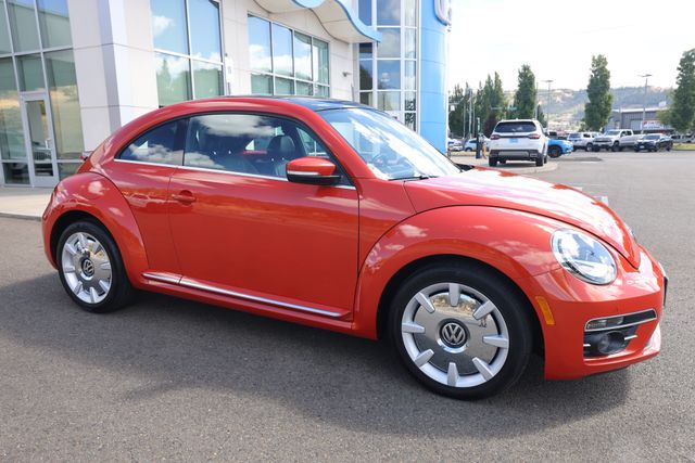 Habanero Orange Metallic 2019 Volkswagen Beetle Hatchback Front-Wheel Drive 6-Speed Automatic