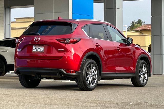 View vehicle photo 5