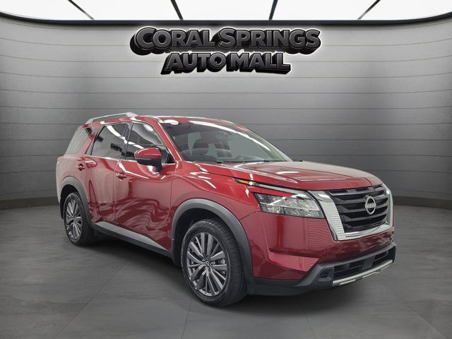 2024 Nissan Pathfinder SL