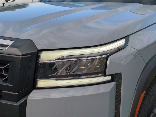 Used 2025 Gray Nissan PRO-4X image 9