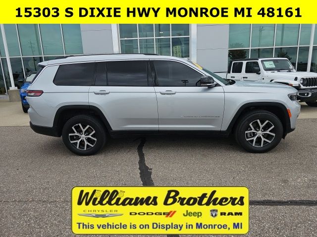 2024 Jeep Grand Cherokee L Limited - Silver Zynith exterior view 4