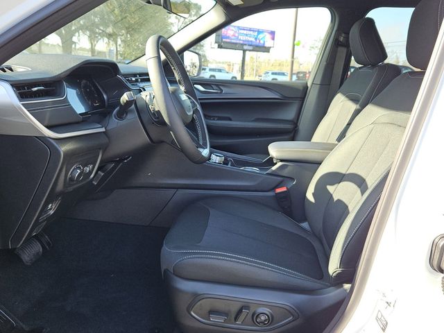 2026 Jeep Grand Cherokee L Altitude 4x4