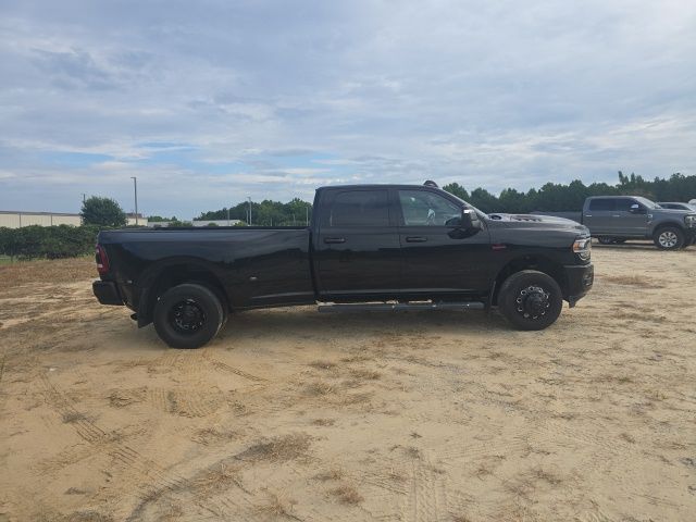 Used 2024 Black Ram Laramie image 10