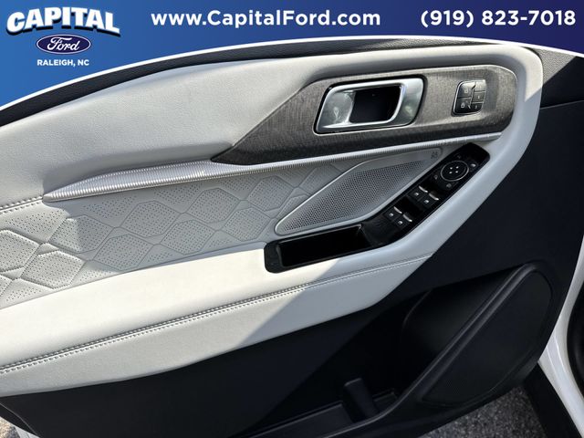 Used 2025 White Ford Platinum image 20