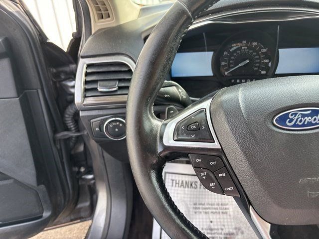 2017 Ford Fusion SE photo