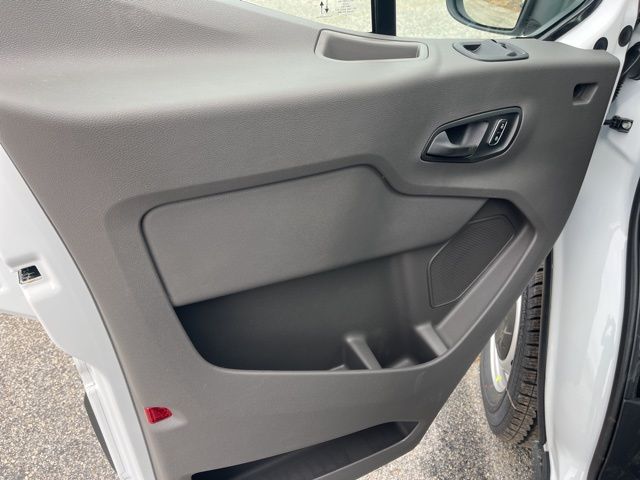 2026 Ford Transit-250 Base:168438