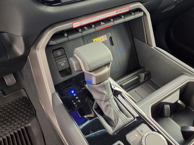 2025 Toyota Tundra Limited photo