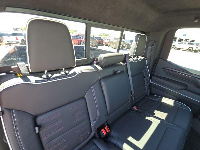 2025 GMC Sierra 1500 AT4X:C02626