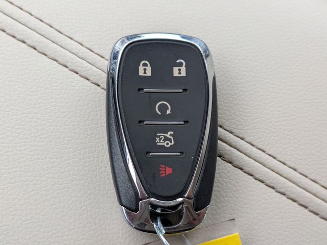 2024 Mosaic Black Metallic Chevrolet Malibu LT FWD Sedan