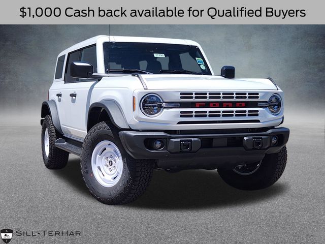 Oxford White 2026 Ford Bronco SUV / Crossover Four-Wheel Drive Automatic