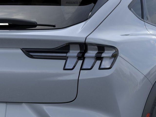 2025 Ford Mustang Mach-E Select photo 17