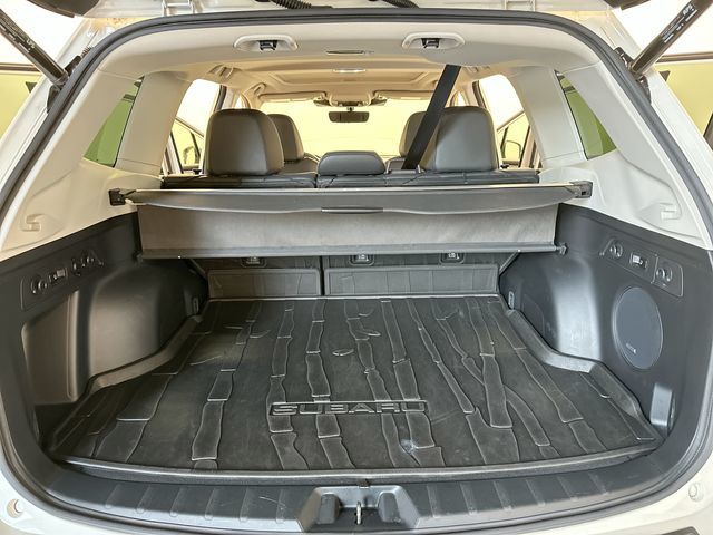 2022 Subaru Forester Limited White at Spitzer Acura