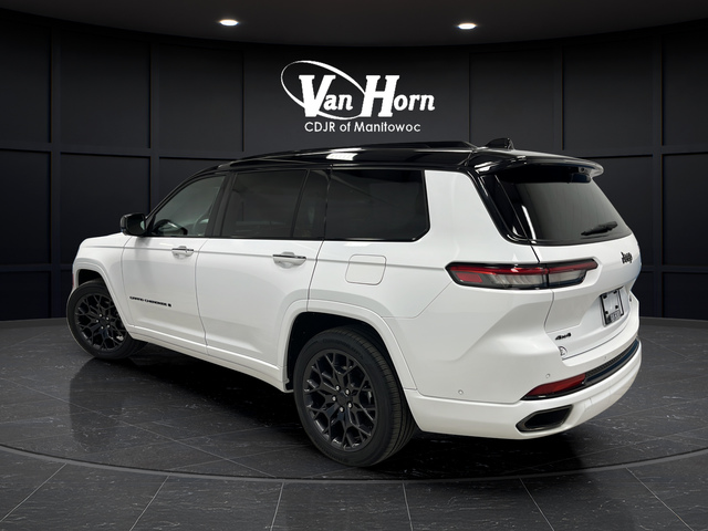 Used 2024 Bright White Clearcoat Jeep Summit image 5