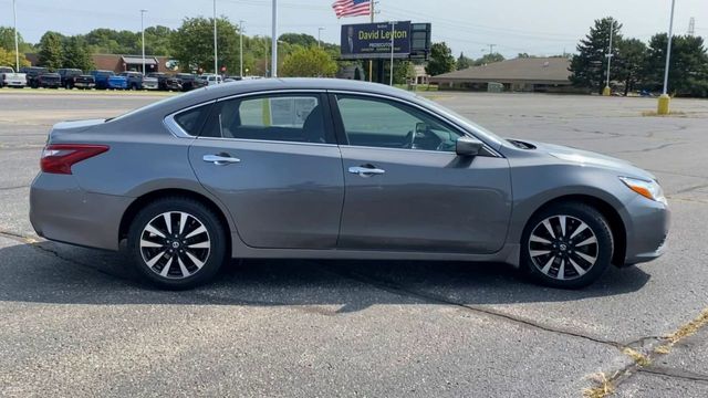 2018 Nissan Altima 2.5 SV 9