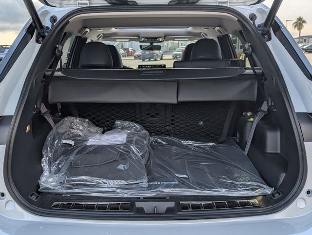 New 2026 White Mitsubishi SE image 28