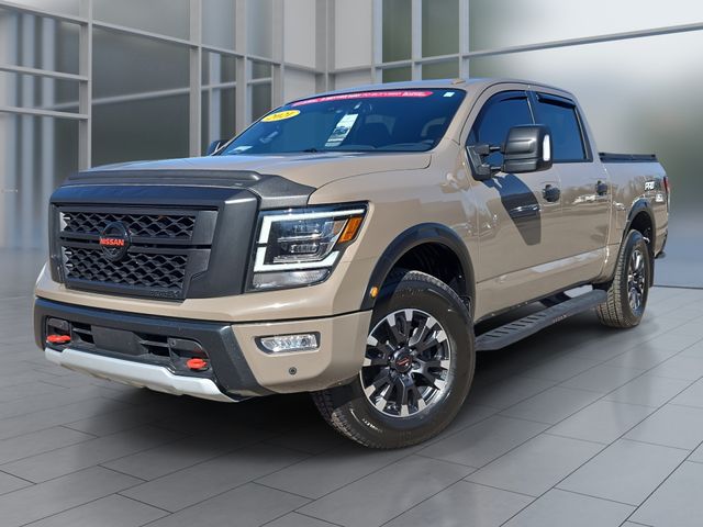 2021 Nissan Titan PRO-4X Crew Cab 4WD