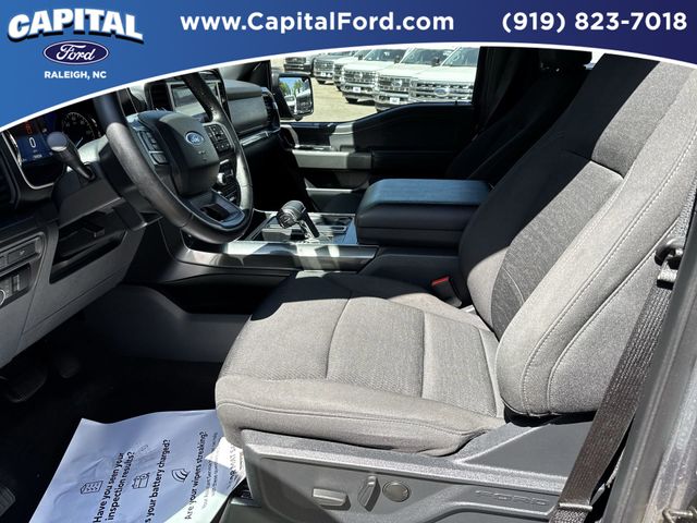 Used 2023 Gray Ford XLT image 19