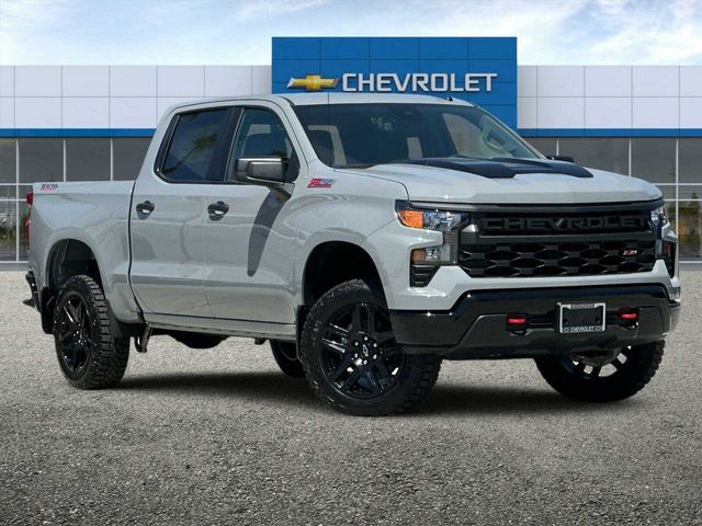 2024 Chevrolet Silverado 1500 Custom Trail Boss 2