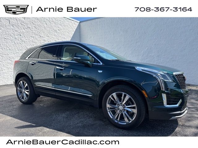 Emerald Lake Metallic 2025 Cadillac XT5 Premium Luxury FWD SUV / Crossover Front-Wheel Drive 9-Speed Automatic