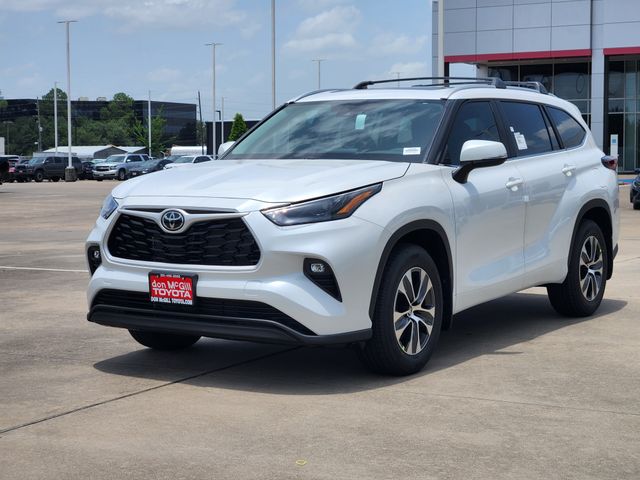 2026 Toyota Highlander XLE  at Don McGill Toyota