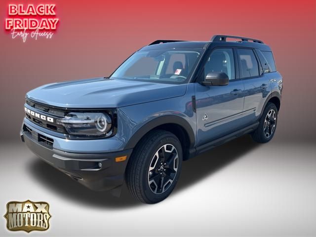 2024 Ford Bronco Sport Outer Banks 3