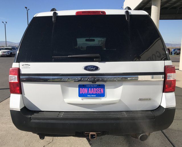 Used 2017 White Ford XL image 19