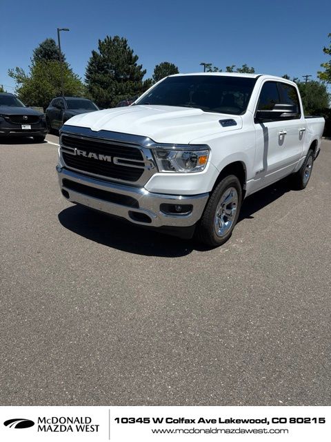 Bright White Clearcoat 2019 RAM 1500 Big Horn Crew Cab 4WD Pickup Truck Four-Wheel Drive 8-Speed Automatic