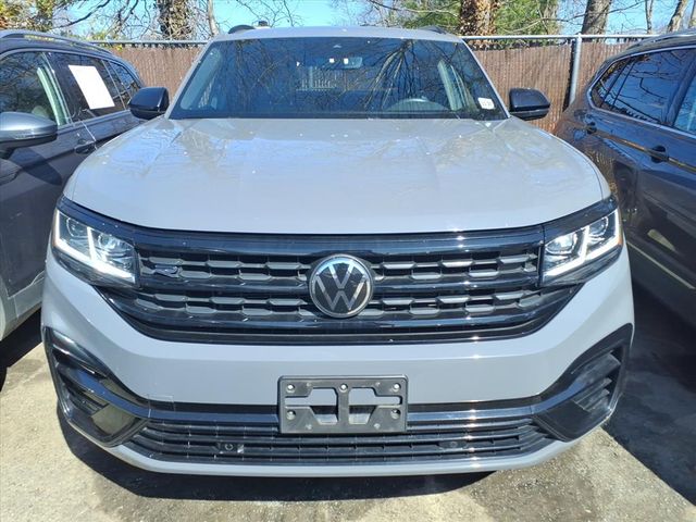 2023 Volkswagen Atlas Cross Sport - Image 3