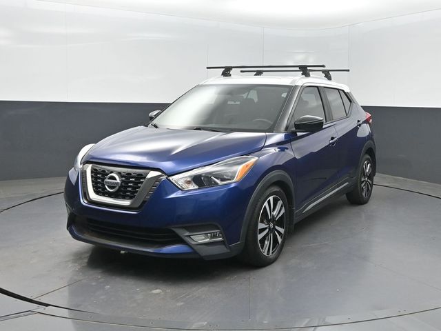 Deep Blue Pearl/Fresh Powder 2018 Nissan Kicks SR FWD SUV / Crossover Front-Wheel Drive Continuously Variable Transmission